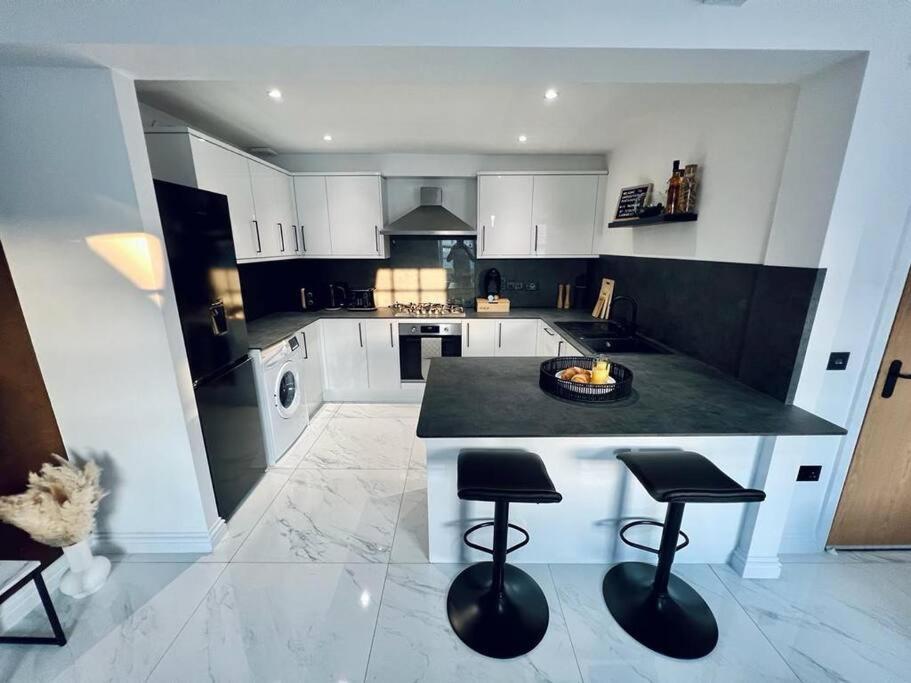 2 Bed Harbourside Penthouse With Hot Tub & Stunning Roof Terrace Weymouth Exterior foto